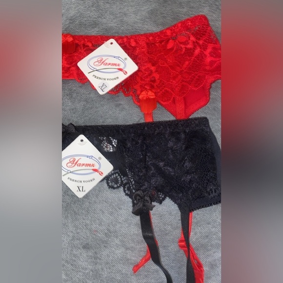 Red and Black Lace Garter Belt Set - Picture 3 of 6